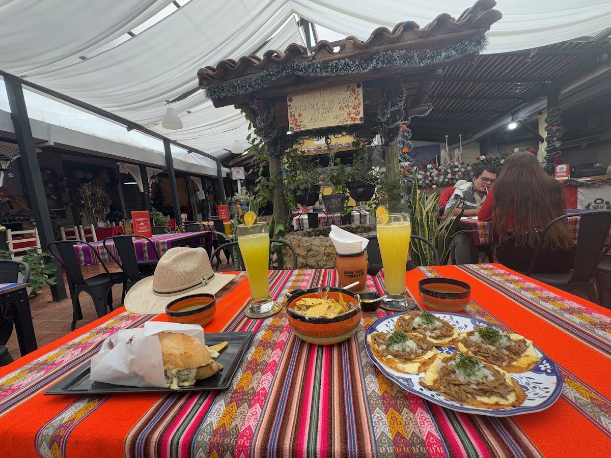 Brutal Mx Tacos & Pub-2